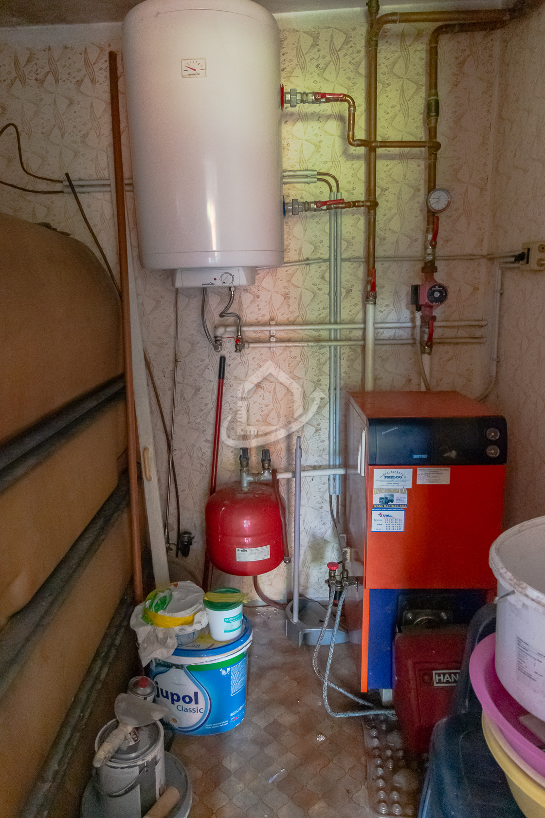 Hiša Cirkulane, Gradišča – 79 m2 bivalne površine s 2985 m2 parcelo (+ pomožni objekti)